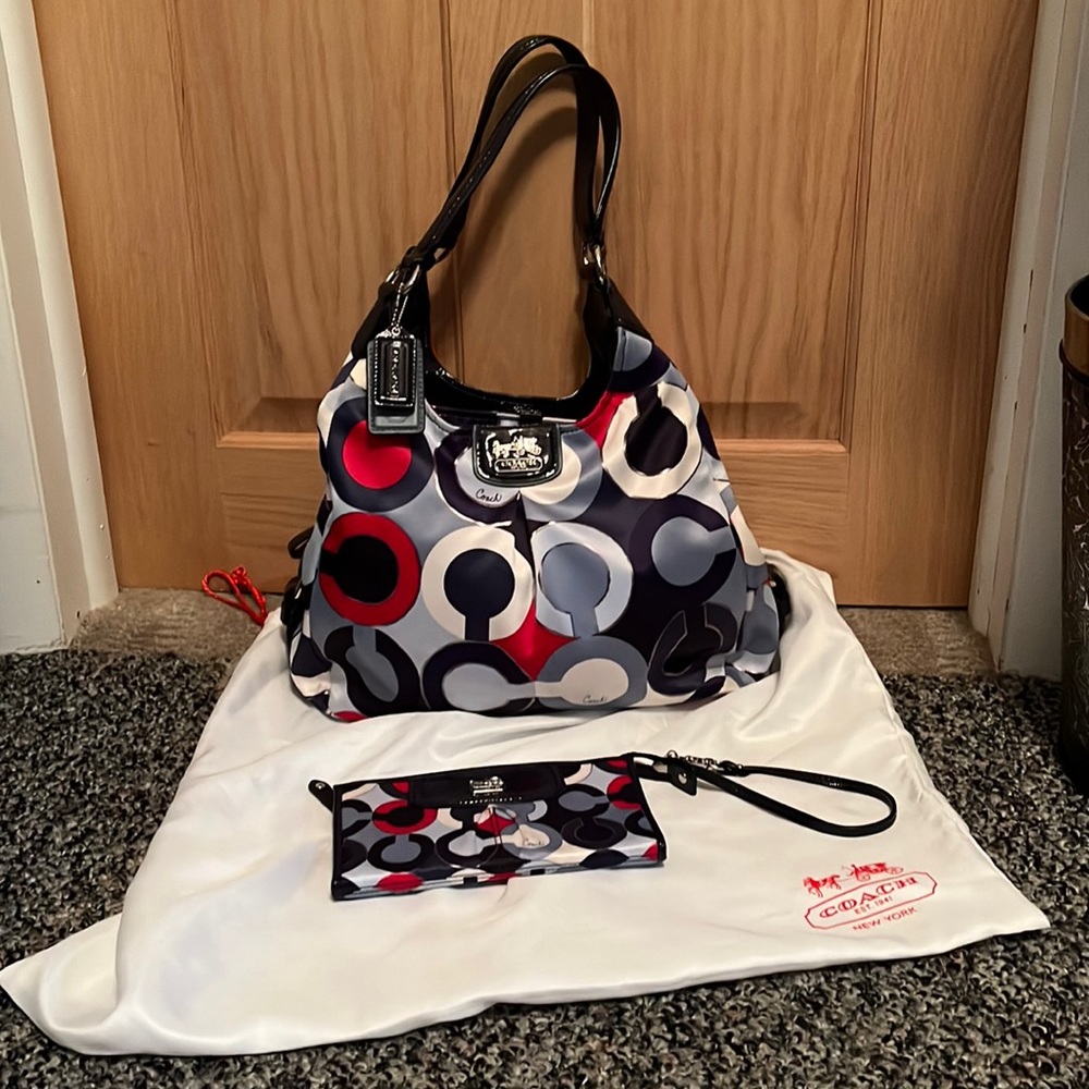Coach purse and wristlet wallet. Excellent condition